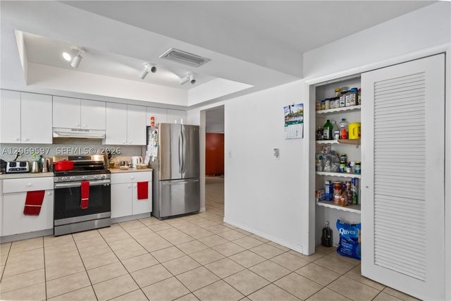 7531 Harbour Blvd, Miramar, FL 33023