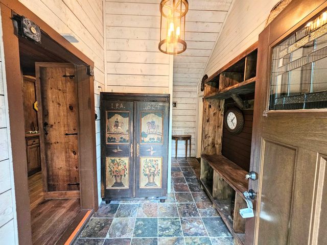 60 East Brook Crossing, Wilmington, VT 05363