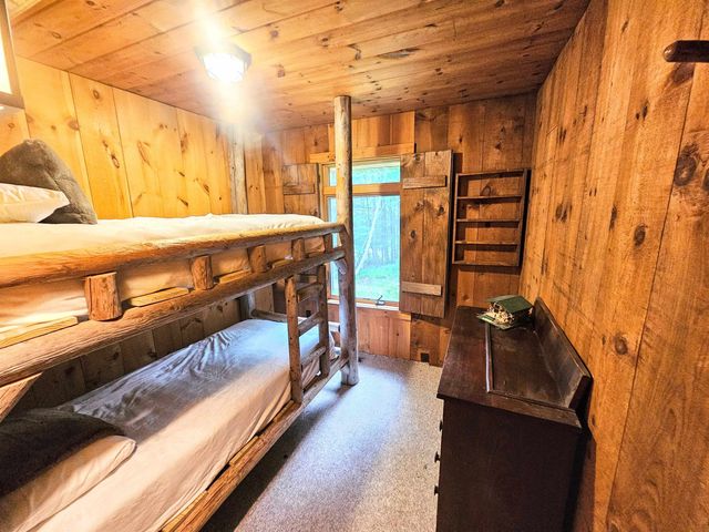 60 East Brook Crossing, Wilmington, VT 05363