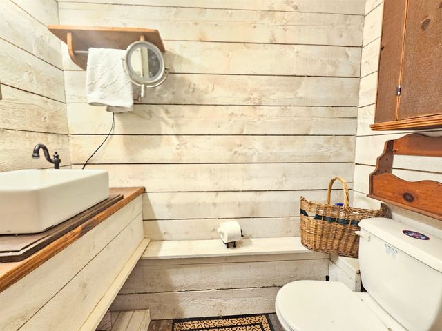 60 East Brook Crossing, Wilmington, VT 05363