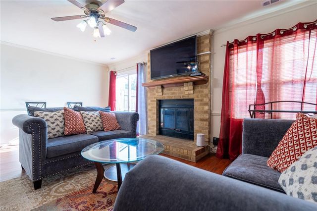 5603 Campus DR, Virginia Beach, VA 23462