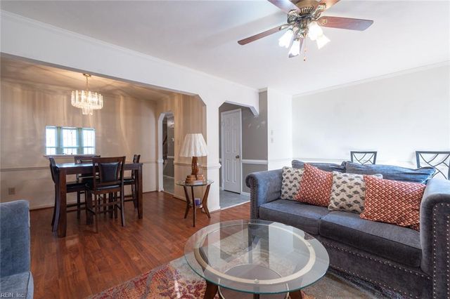 5603 Campus DR, Virginia Beach, VA 23462