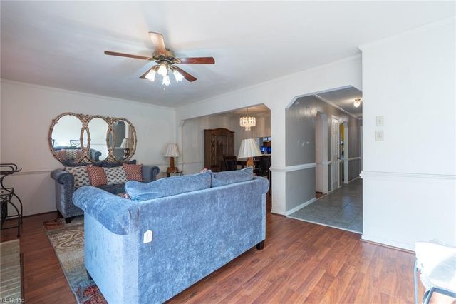 5603 Campus DR, Virginia Beach, VA 23462