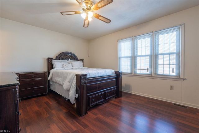 5603 Campus DR, Virginia Beach, VA 23462