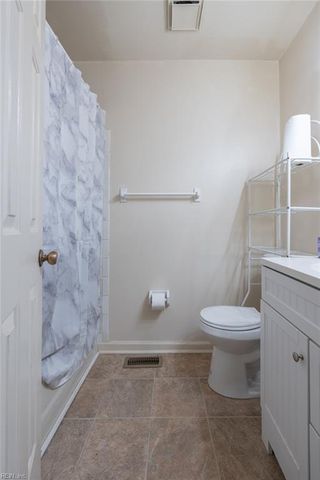 5603 Campus DR, Virginia Beach, VA 23462