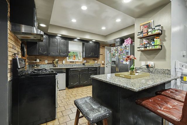 1303 Cora Street, Joliet, IL 60435