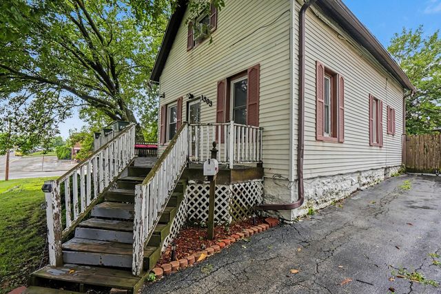 1303 Cora Street, Joliet, IL 60435