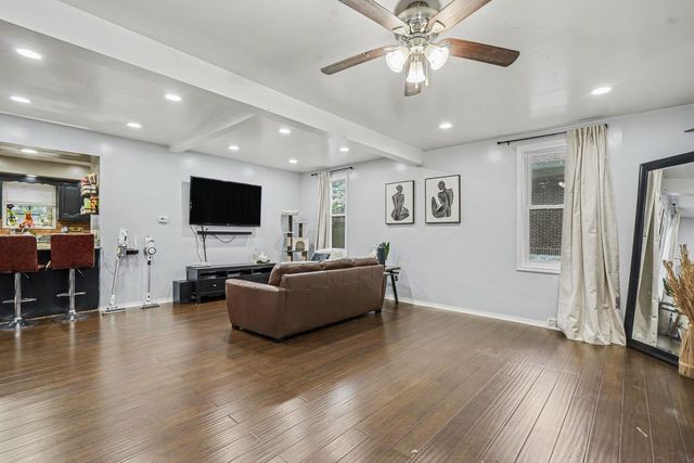 1303 Cora Street, Joliet, IL 60435