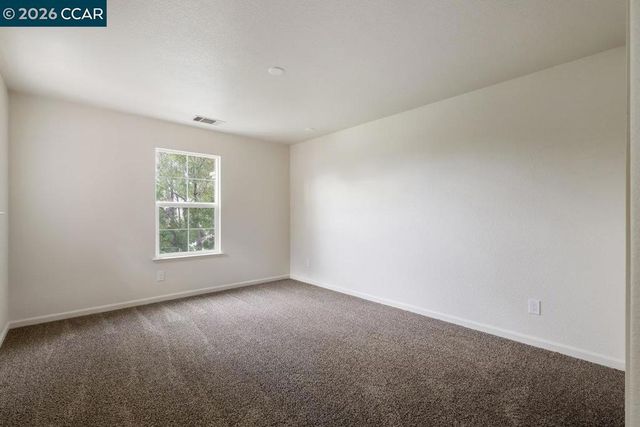 230 230 Wisteria Ln, Tracy, CA 95377