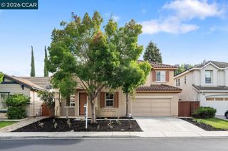 230 230 Wisteria Ln, Tracy, CA 95377
