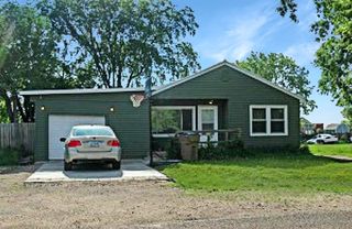 1005 43rd St SE, Minot, ND 58701