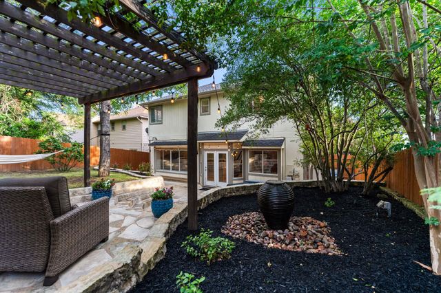 10919 Sierra Oaks, Austin, TX 78759