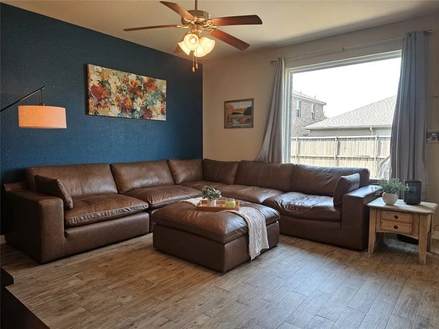 1017 Meadow Green Court, Princeton, TX 75407