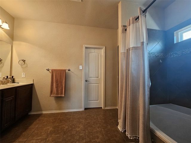 1017 Meadow Green Court, Princeton, TX 75407