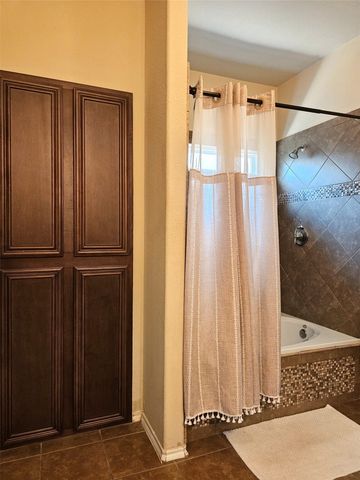 1017 Meadow Green Court, Princeton, TX 75407