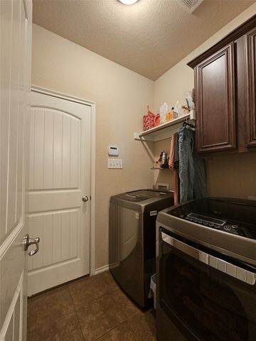 1017 Meadow Green Court, Princeton, TX 75407
