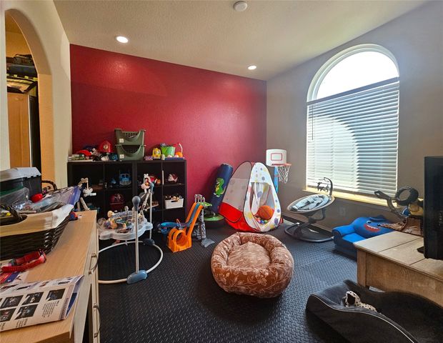 1017 Meadow Green Court, Princeton, TX 75407