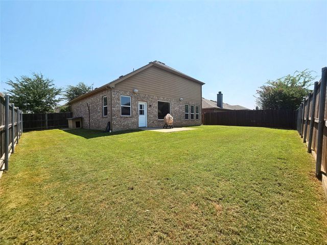 1017 Meadow Green Court, Princeton, TX 75407