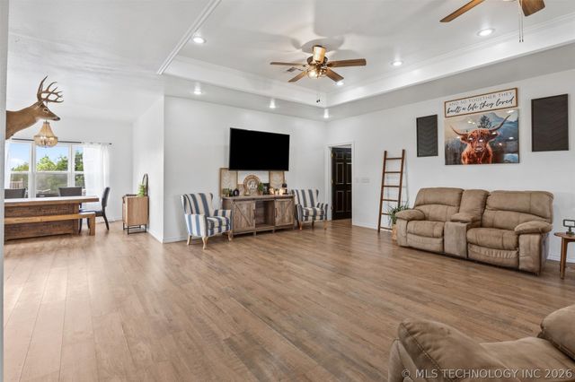 107 County Road 3004, Bartlesville, OK 74003