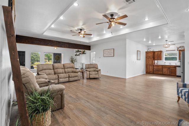 107 County Road 3004, Bartlesville, OK 74003