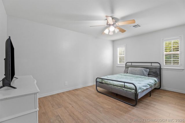 107 County Road 3004, Bartlesville, OK 74003
