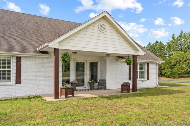 107 County Road 3004, Bartlesville, OK 74003