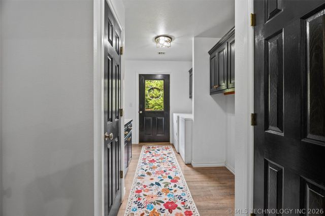 107 County Road 3004, Bartlesville, OK 74003