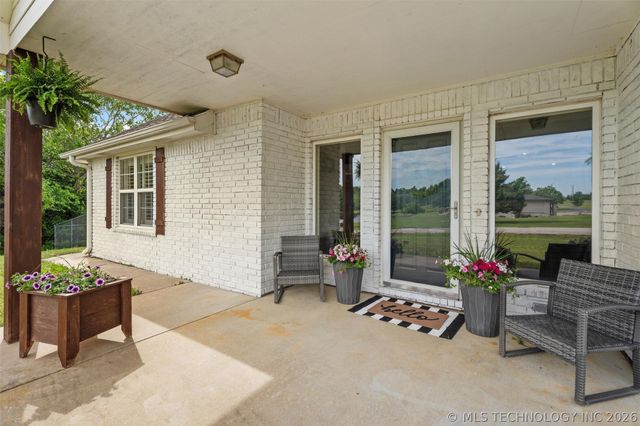 107 County Road 3004, Bartlesville, OK 74003