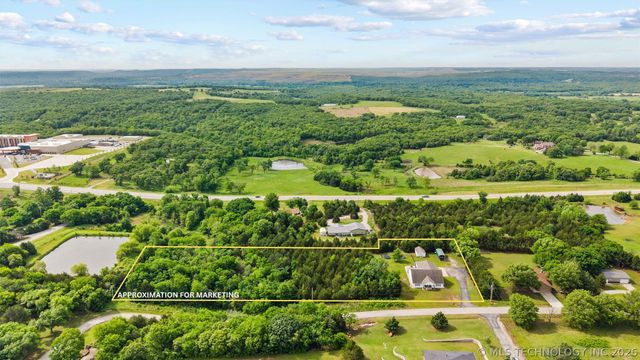 107 County Road 3004, Bartlesville, OK 74003