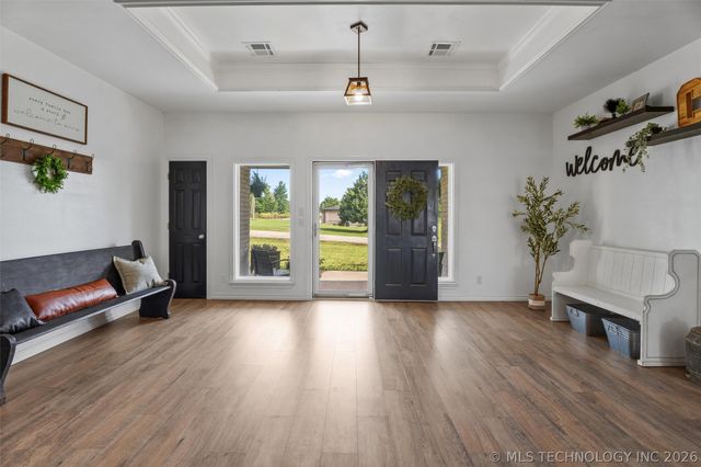 107 County Road 3004, Bartlesville, OK 74003