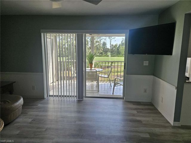 7360 Glenmoor LN 4207, Naples, FL 34104