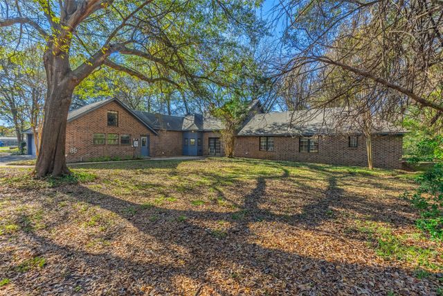 2212 Charity Road, Commerce, TX 75428