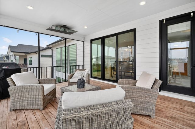 17449 Aurora Drive, Clive, IA 50325