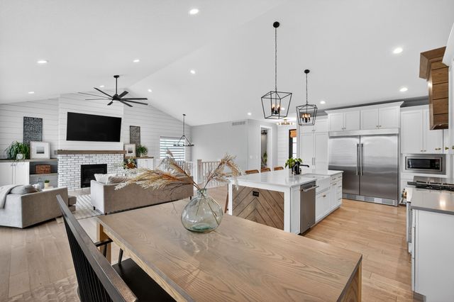 17449 Aurora Drive, Clive, IA 50325