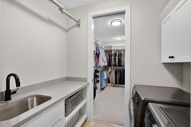 17449 Aurora Drive, Clive, IA 50325