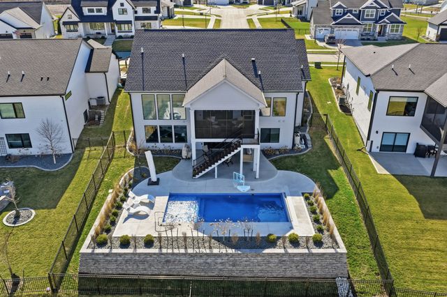 17449 Aurora Drive, Clive, IA 50325