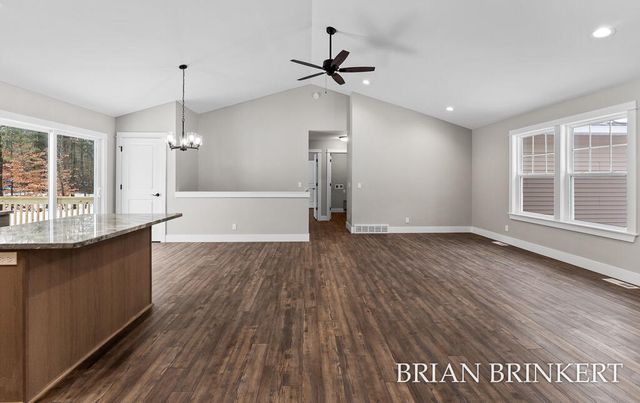 5233 W Lakewood Road, Fruitland Twp, MI 49461