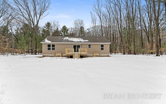 5233 W Lakewood Road, Fruitland Twp, MI 49461