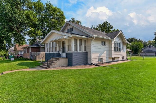 1023 Western Avenue, Waterloo, IA 50702