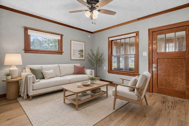 1023 Western Avenue, Waterloo, IA 50702