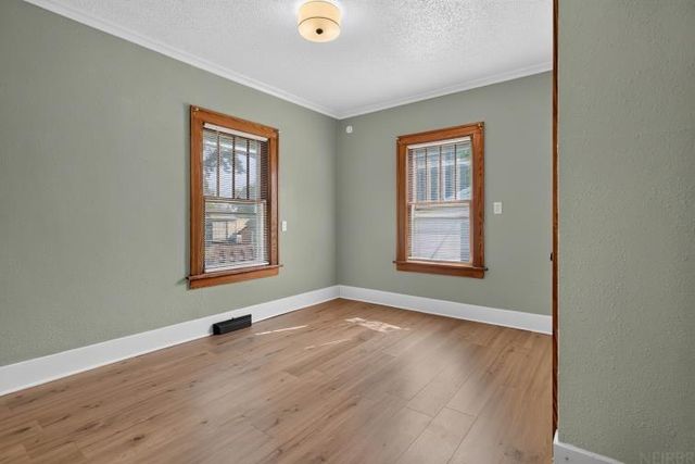 1023 Western Avenue, Waterloo, IA 50702