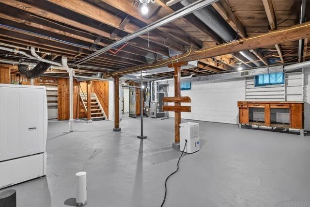 1023 Western Avenue, Waterloo, IA 50702
