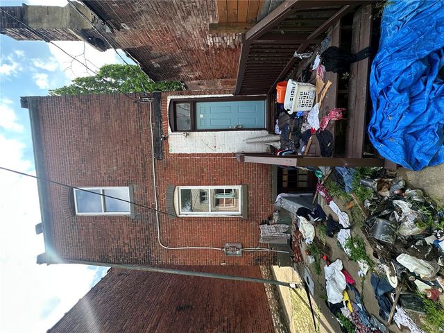 2717 Winnebago Street, St Louis, MO 63118