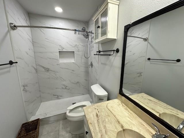 7700 Creekbend Drive 109, Houston, TX 77071