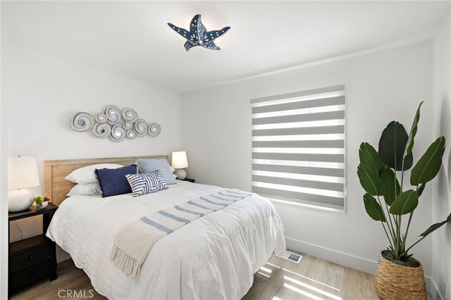 207 E Edgewater Avenue Rear, Newport Beach, CA 92661