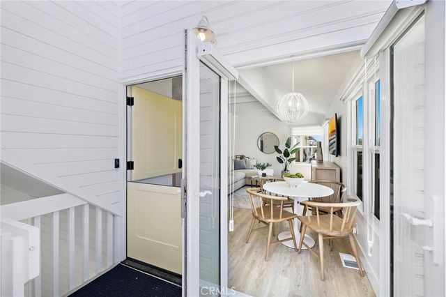 207 E Edgewater Avenue Rear, Newport Beach, CA 92661