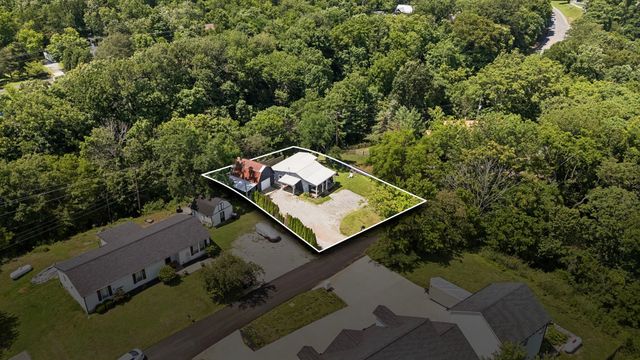 150 Crawford Hill Rd, Goodlettsville, TN 37072