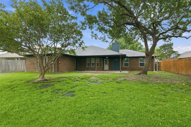 372 La Quinta Circle S, Keller, TX 76248