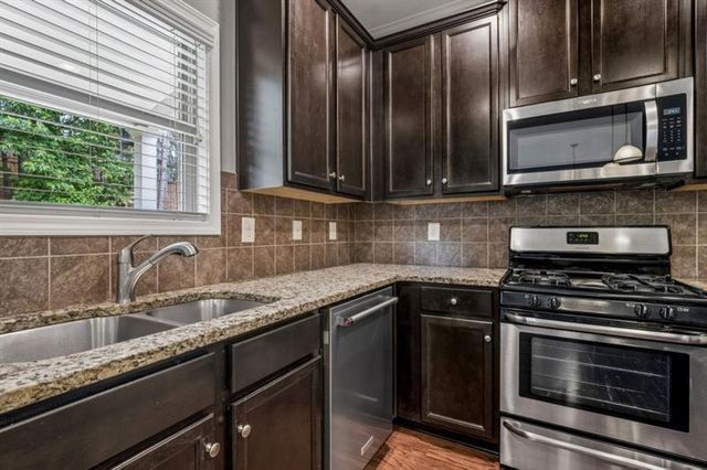 4327 Chesterfield Court, Buford, GA 30518