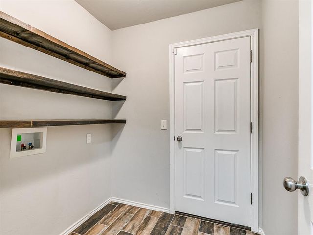 9732 Glover River Drive, Yukon, OK 73099